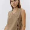 CAILINSW VEST - Light Brown Striped