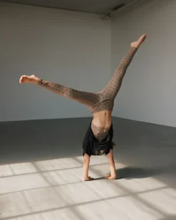 MAISY T-SHIRT - Black