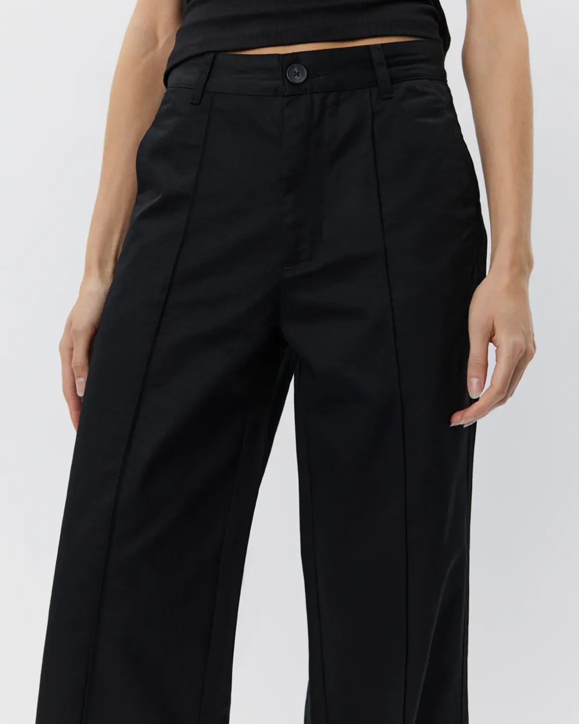 IZZASW TROUSERS - Black