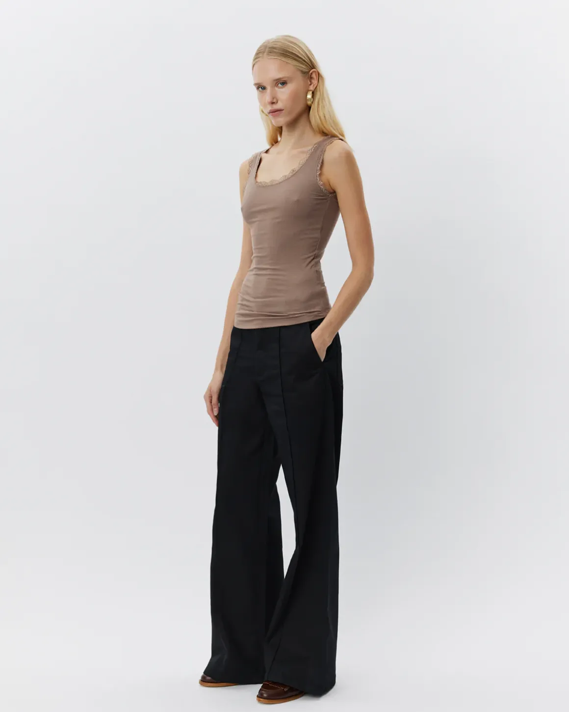 IZZASW TROUSERS - Black