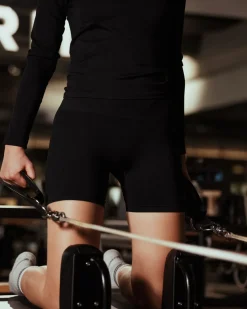 KEZASW SHORTS - Black